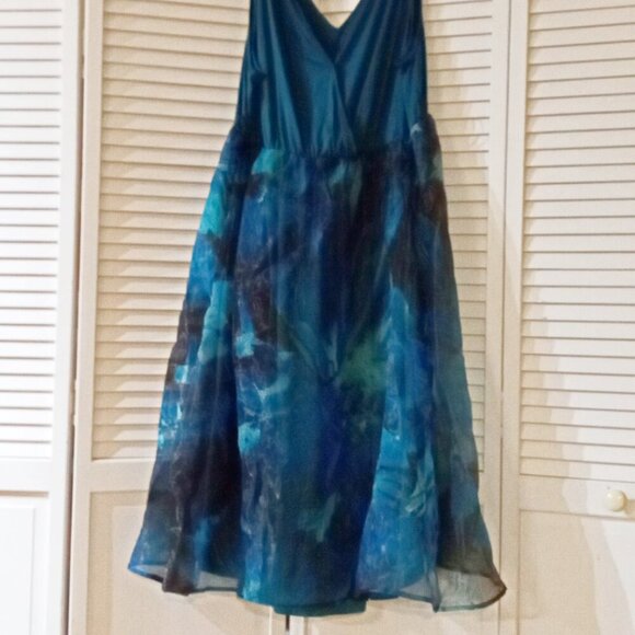 NWT Colorful Party Dress Size 14-16 - Picture 6 of 9